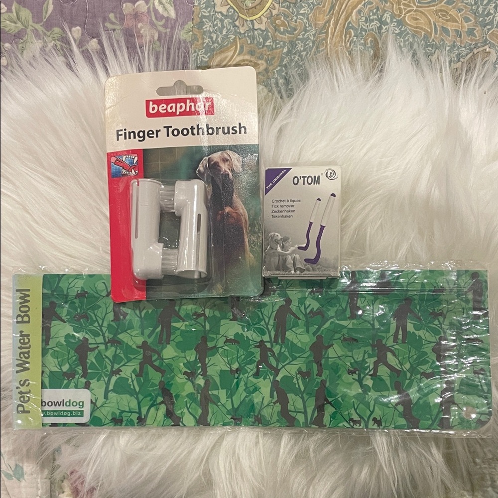 Pet Care Set with Finger Toothbrush and Water Bowl and tick Romover